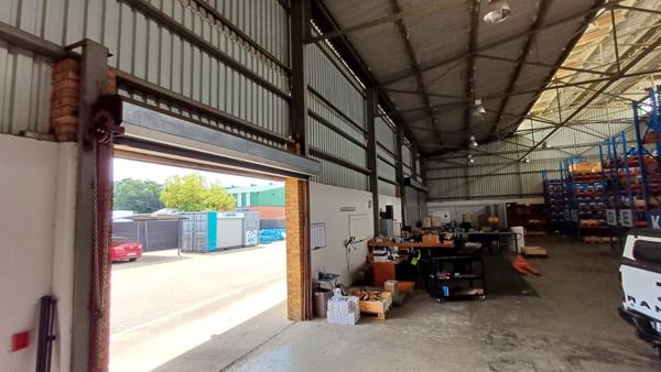 1 260  m² Industrial space