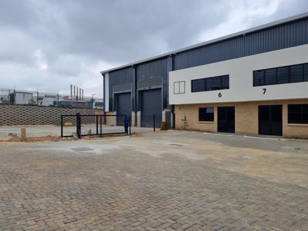 785  m² Industrial space