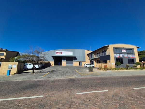 1 317  m² Industrial space