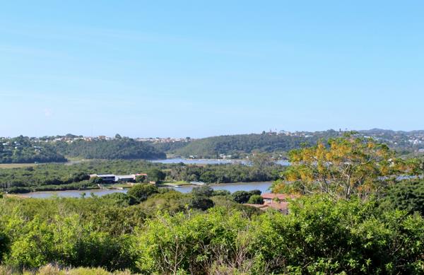 818 m² Land
