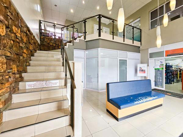 30  m² Commercial space