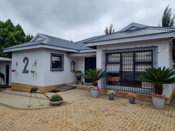 18 Bedroom House