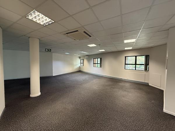 356  m² Commercial space