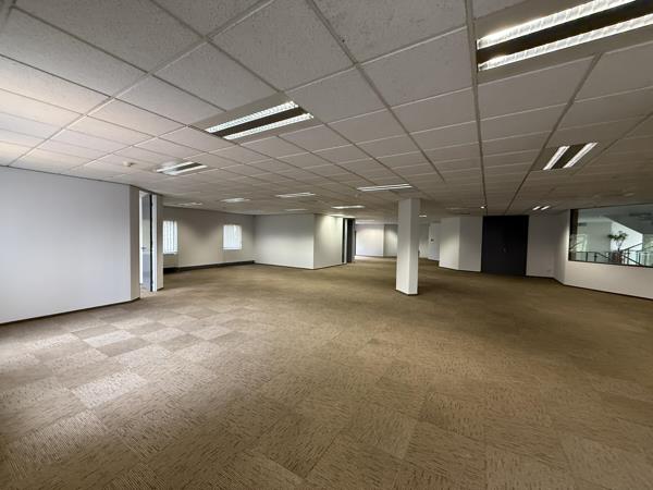 327  m² Commercial space