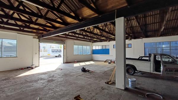 1 080  m² Industrial space