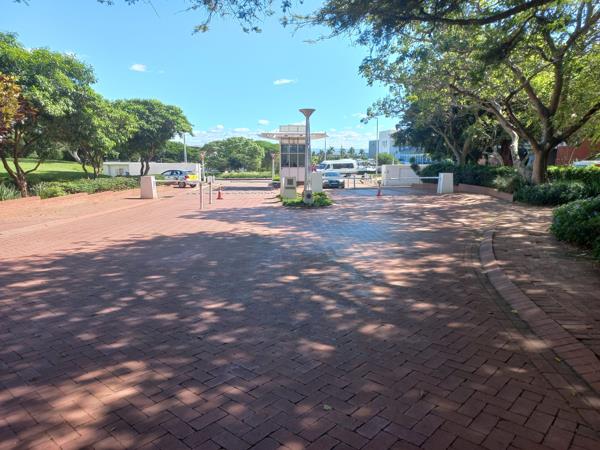 195  m² Commercial space