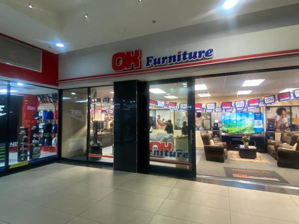 1 423  m² Retail Space