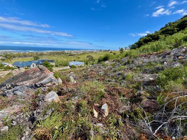 3 245 m² Land
