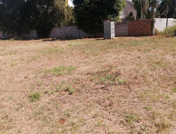 1 536 m² Land