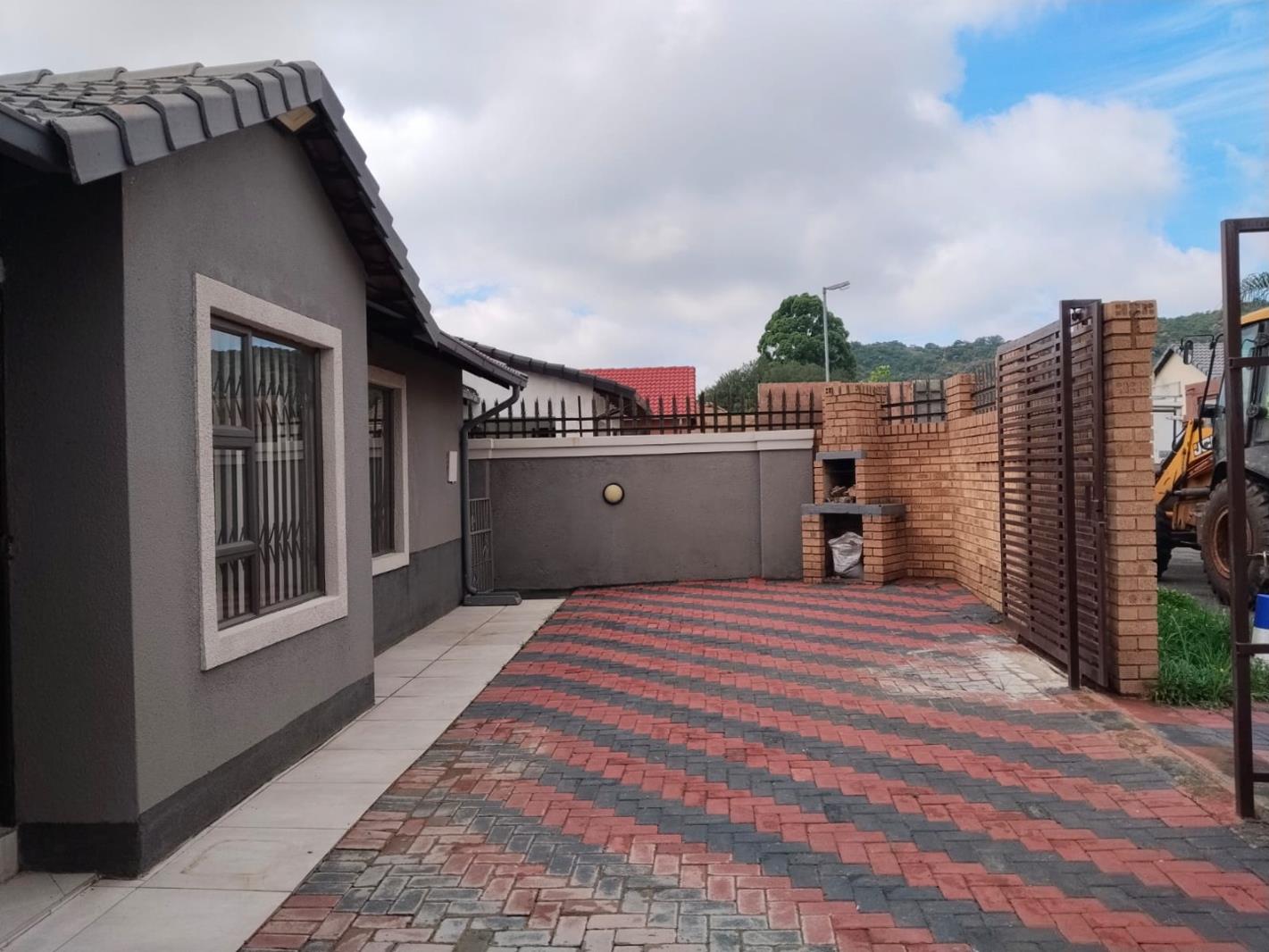 3 Bedroom House in Meredale