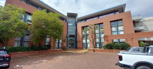 339 m² Commercial space
