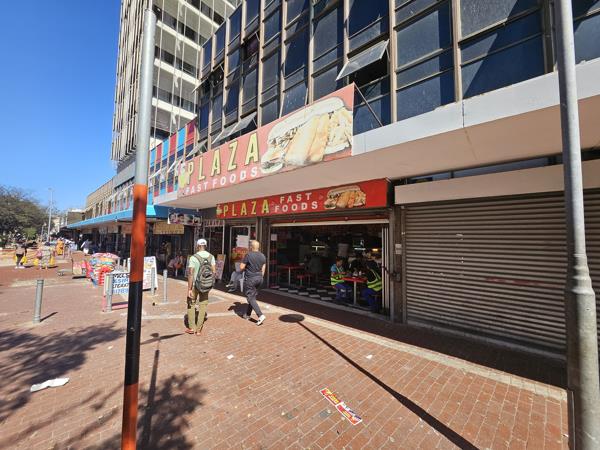 1 397  m² Commercial space