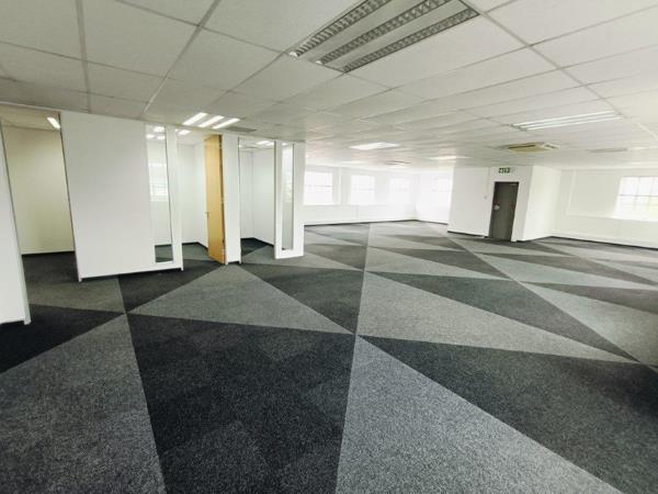 386  m² Commercial space