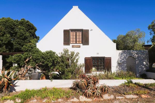 5 Bedroom Garden Cottage