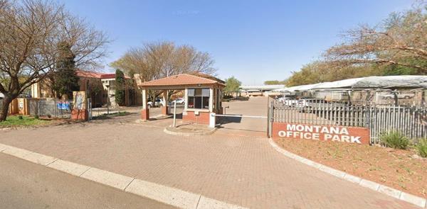 128  m² Office Space