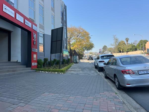 200 m² Commercial space