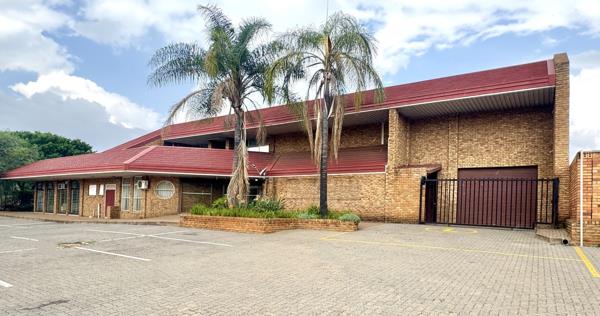 1 250  m² Commercial space