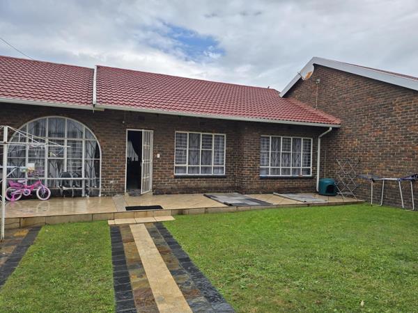 3 Bedroom Simplex