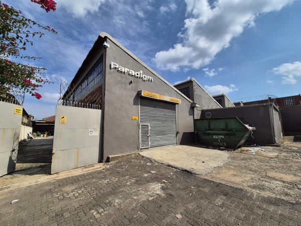 1 500  m² Industrial space