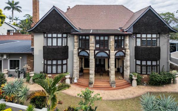 5 Bedroom Townhouse