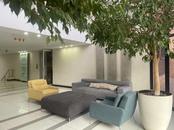 224  m² Commercial space