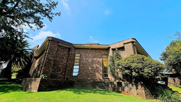 1 092.9  m² Commercial space