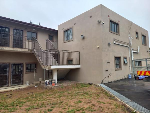 80  m² Retail Space