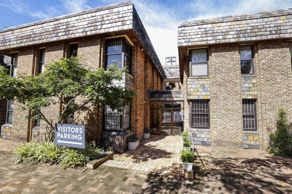 173  m² Commercial space