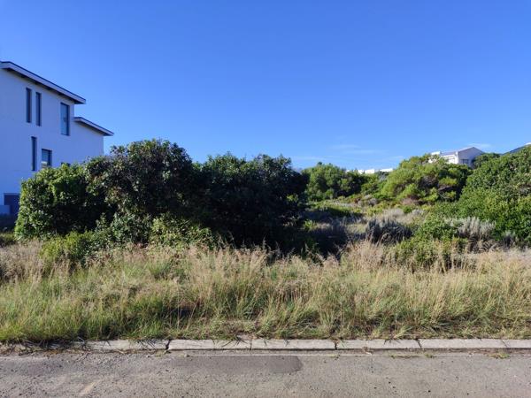 713 m² Land