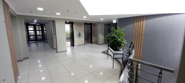 1 089 m² Commercial space
