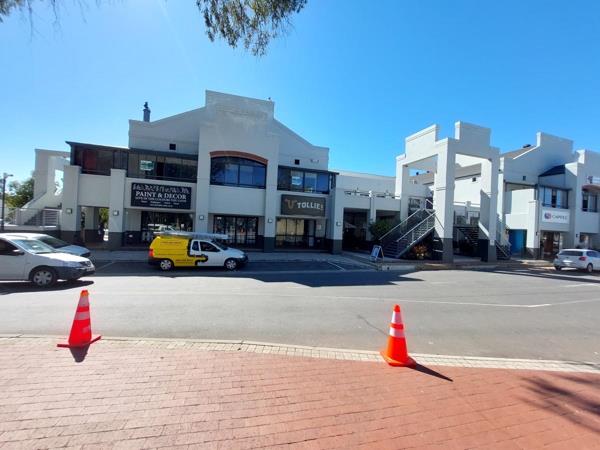 589  m² Retail Space