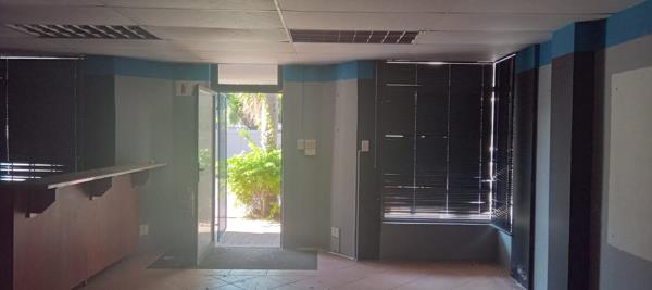 318 m² Office Space