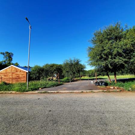 4 084 m² Land