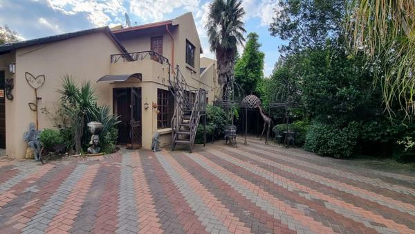 15 Bedroom House