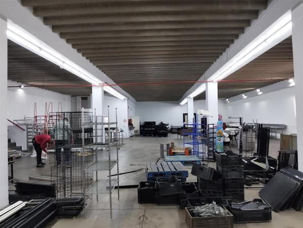 808  m² Industrial space