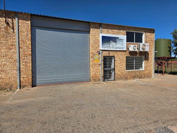 279  m² Commercial space