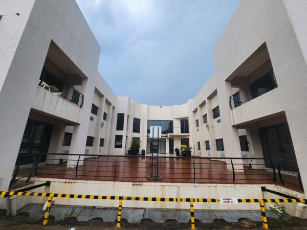 199 m² Commercial space