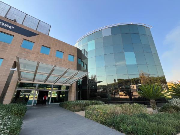 1 512 m² Commercial space