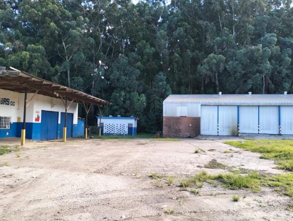 1 050  m² Commercial space