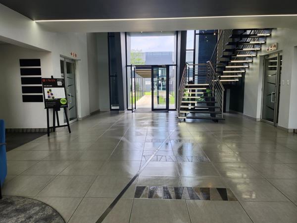 275 m² Commercial space