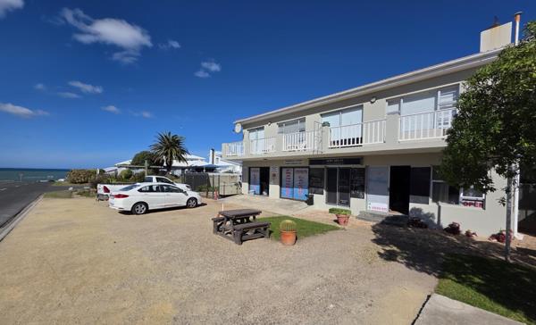 360  m² Commercial space