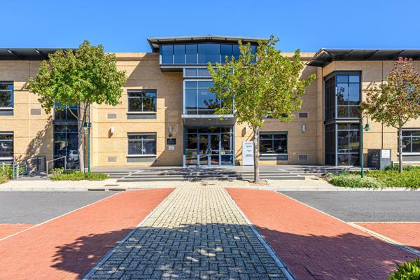 346.8  m² Office Space