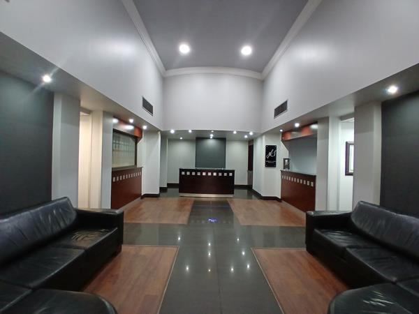 283 m² Commercial space