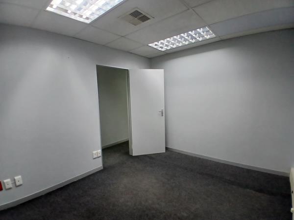 417 m² Commercial space