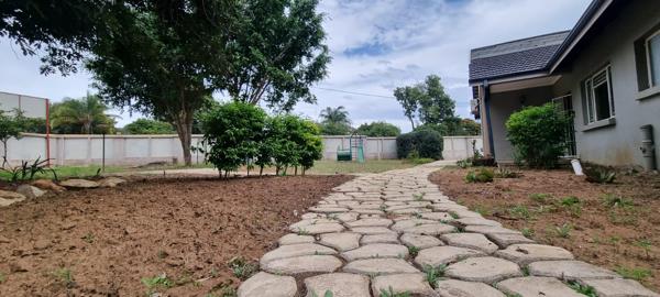 320  m² Commercial space