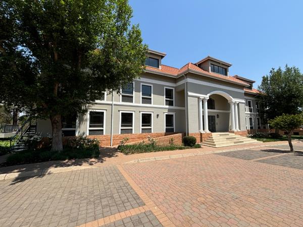 325 m² Office Space