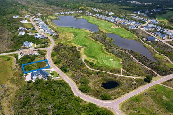 1 227 m² Land