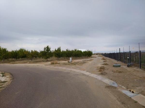 875 m² Land