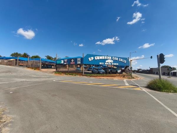 560  m² Commercial space