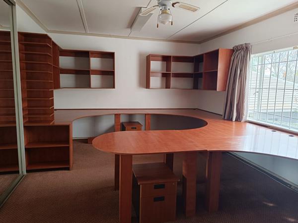 104  m² Office Space